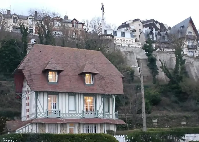 La Petite Normandy Vue