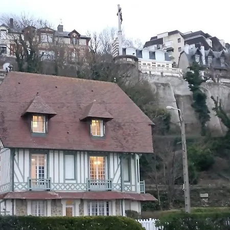 La Petite Normandy Vue