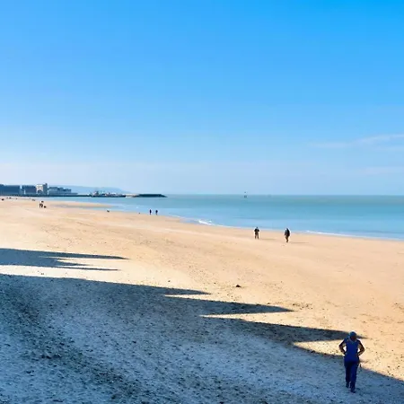 La Petite Normandy Vue Trouville-sur-Mer